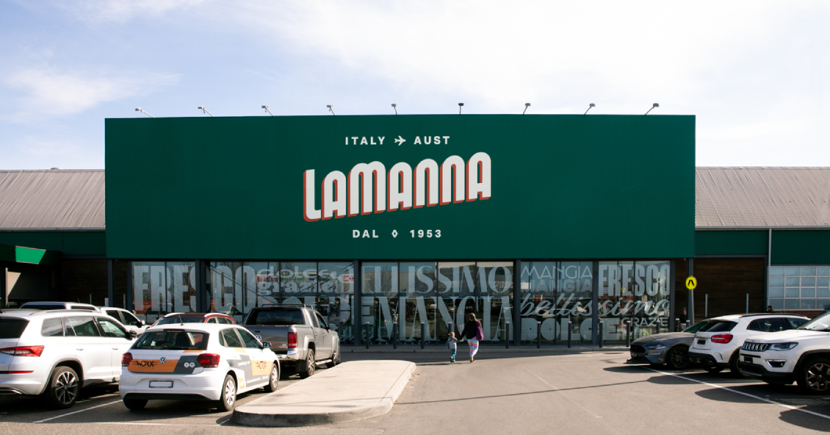 LaManna store front external in essendon fields