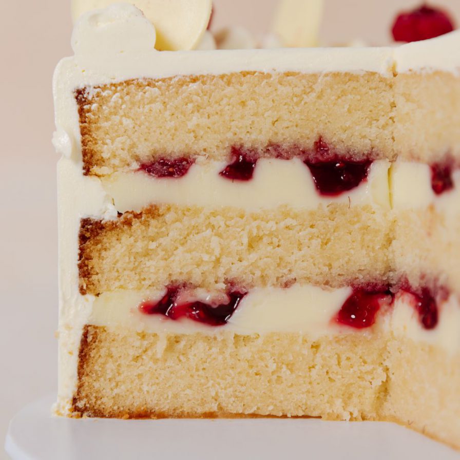 lamanna-patisserie-raspberry-white-chocolate-cake